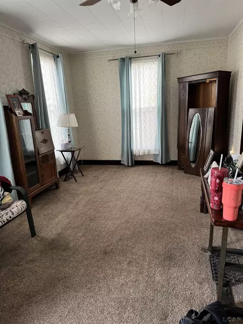 718 E Maumee, Adrian, MI 49221 photo 2
