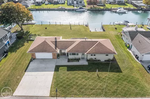 7221 Bluebill, Clay, MI 48001