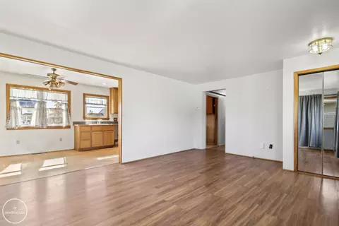 Living - 7221 Bluebill, Clay, MI 48001 photo 4 of 5