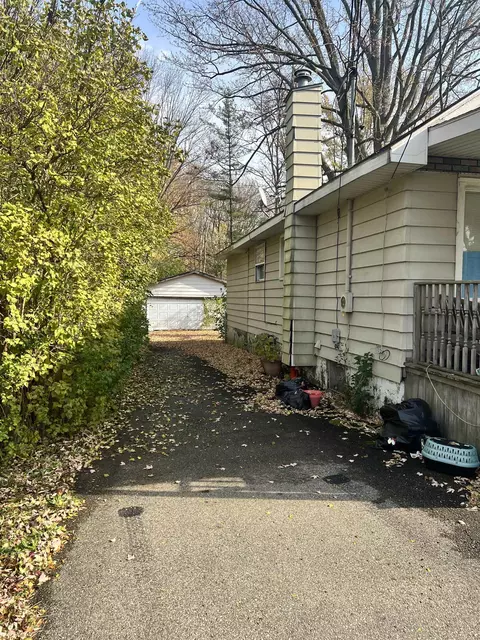 Exterior - 1535 Ryan, Flint, MI 48532 photo 1 of 4