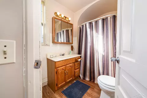 Bath - 812 Webster, Bay City, MI 48708 photo 1 of 1
