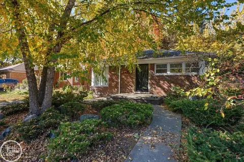 Other - 18921 Moon, Grosse Pointe, MI 48236 photo 2 of 9