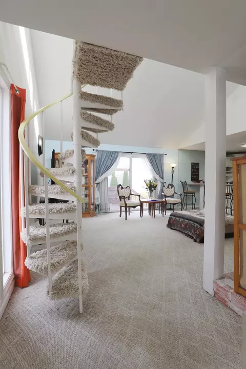 536 Oakbrook, Flushing, MI 48433 photo 4