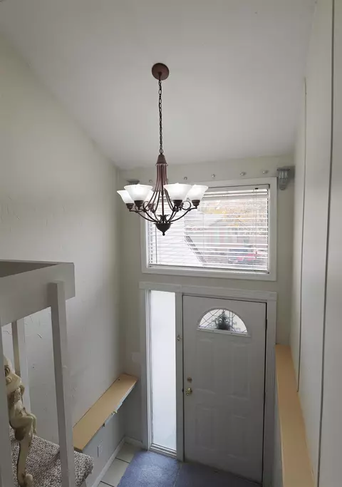 536 Oakbrook, Flushing, MI 48433 photo 3