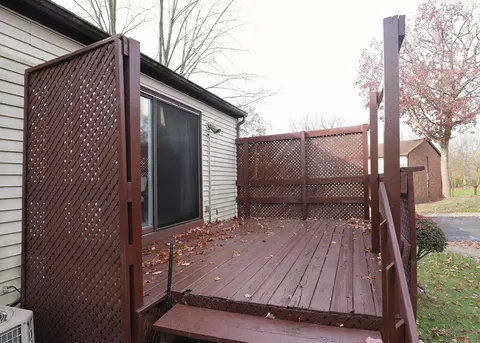 536 Oakbrook, Flushing, MI 48433 photo 28