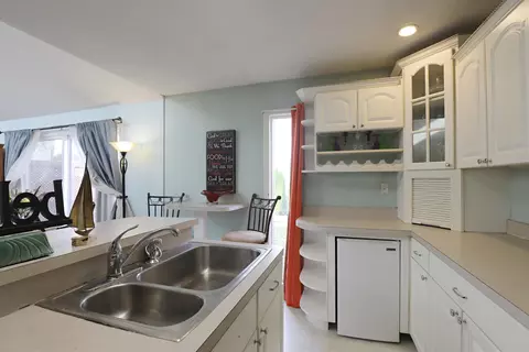 536 Oakbrook, Flushing, MI 48433 photo 10