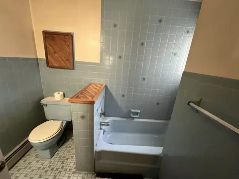 Bath - 2499 W Maple, Flint, MI 48507 photo 1 of 3