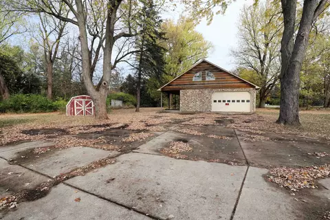 Exterior - 1569 Flushing, Flushing, MI 48433 photo 11 of 25
