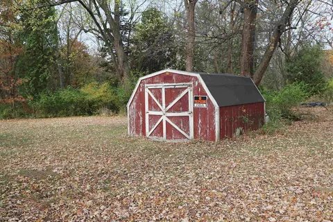 Exterior - 1569 Flushing, Flushing, MI 48433 photo 10 of 25