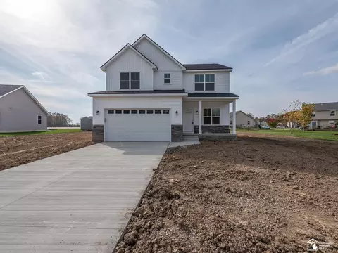 4198 Swan Ridge Ln, Newport, MI 48166