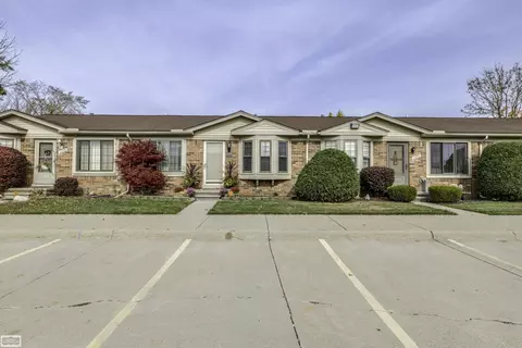 11447 Lynhurst, Washington, MI 48094