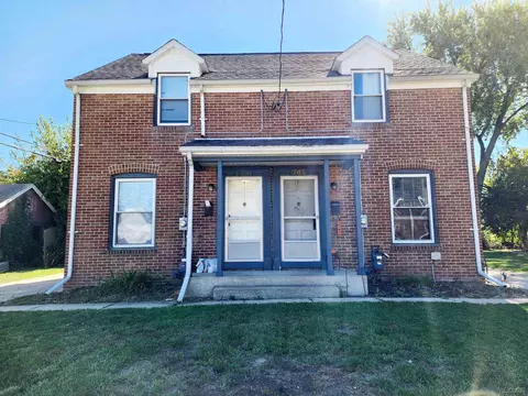 701703 Oxford, Adrian, MI 49221