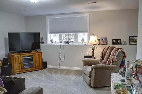 Living - 817 War Bonnet, Tecumseh, MI 49286 photo 5 of 5