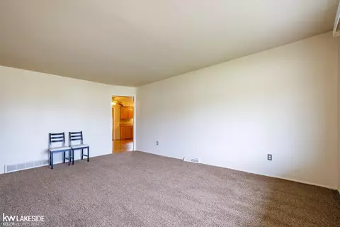 Living - 13636 Beth, Warren, MI 48088 photo 1 of 5