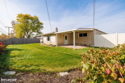 Exterior - 13636 Beth, Warren, MI 48088 photo 6 of 10