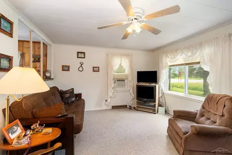 Living - 1995 E Huron, Au Gres, MI 48703 photo 2 of 3
