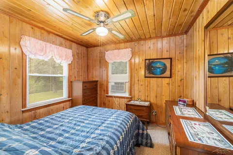 Bedroom - 1995 E Huron, Au Gres, MI 48703 photo 3 of 4