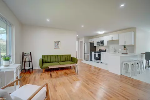 8072 Davison, Davison, MI 48423 photo 4