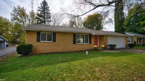 8072 Davison, Davison, MI 48423 photo 2