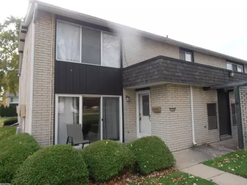 8264 Karam UNIT 1, Warren, MI 48093