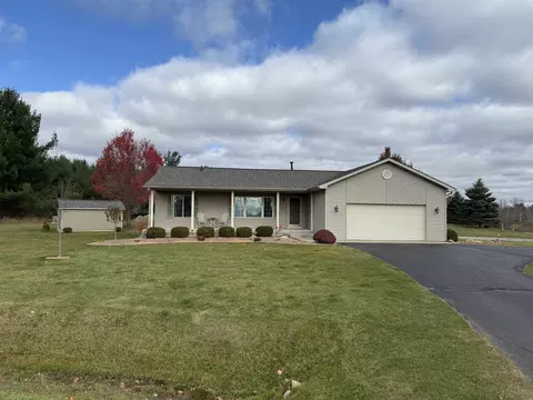 Exterior - 1741 Manchester, Gladwin, MI 48624 photo 4 of 14