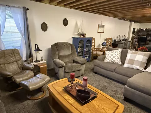 Living - 1741 Manchester, Gladwin, MI 48624 photo 3 of 6