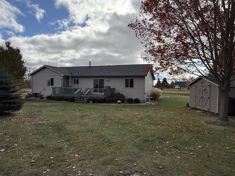 Exterior - 1741 Manchester, Gladwin, MI 48624 photo 10 of 14