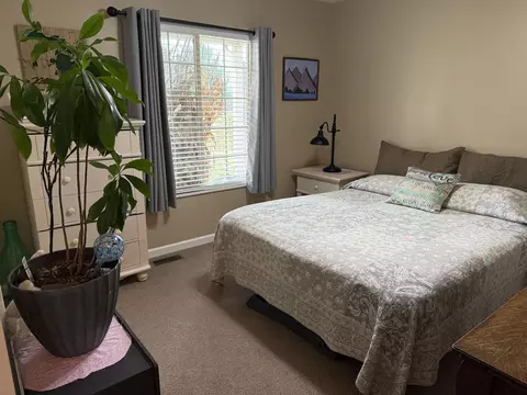 Bedroom - 1741 Manchester, Gladwin, MI 48624 photo 2 of 3
