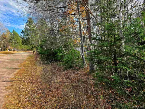 8 Lawer, Ishpeming, MI 49849 photo 7