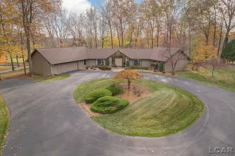 3533 Birnwick, Adrian, MI 49221