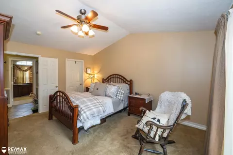 Bedroom - 6351 River, Flushing, MI 48433 photo 1 of 5