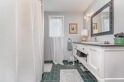 Bath - 766 Rivers Ter, Gladwin, MI 48624 photo 1 of 4
