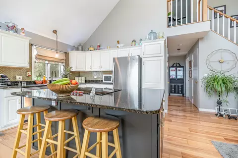 Kitchen - 766 Rivers Ter, Gladwin, MI 48624 photo 5 of 7