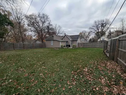 Exterior - 908 Cedar, Saint Clair, MI 48079 photo 7 of 10
