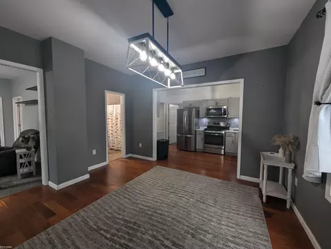 Entry Way - 908 Cedar, Saint Clair, MI 48079 photo 4 of 7