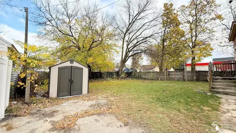 Exterior - 1402 Monroe, Carleton, MI 48117 photo 4 of 5