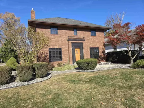 808 W Midland, Bay City, MI 48706