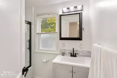 19216 Raymond, Grosse Pointe Woods, MI 48236 photo 17