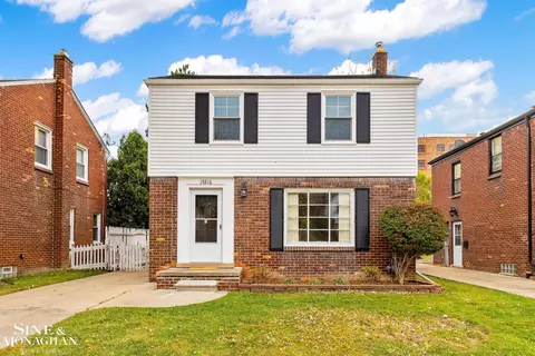 19216 Raymond, Grosse Pointe Woods, MI 48236