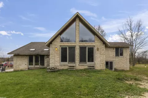 5812 Belle Riv, East China, MI 48054