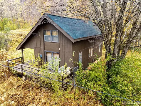 1206 B, Wakefield, MI 49968 photo 2