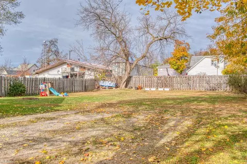 433 E Comstock, Owosso, MI 48867 photo 35