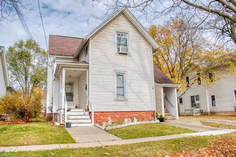 433 E Comstock, Owosso, MI 48867