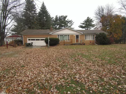 14870 Sharrard, Berlin, MI 48002