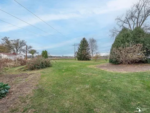2020 Sheick, Monroe, MI 48162 photo 33
