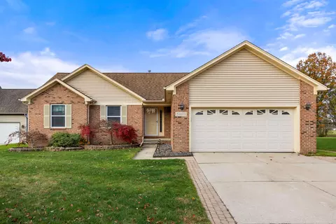 54673 Beacon Cv, New Baltimore, MI 48047