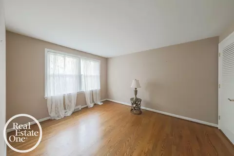 Other - 516 Thorn Tree, Grosse Pointe Woods, MI 48236 photo 4 of 5