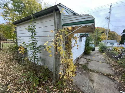 Exterior - 1259 Sutton, Flint, MI 48504 photo 3 of 4