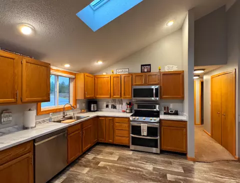 Kitchen - 1582 Dormie, Gladwin, MI 48624 photo 2 of 11