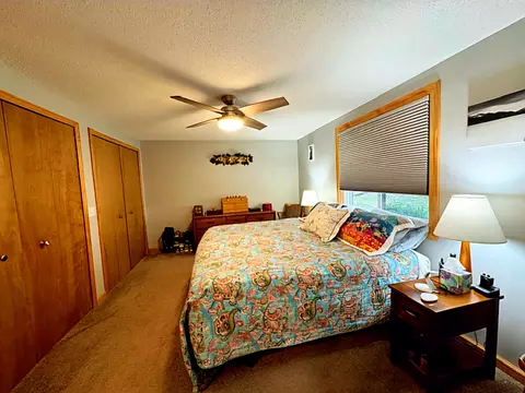 Bedroom - 1582 Dormie, Gladwin, MI 48624 photo 2 of 9